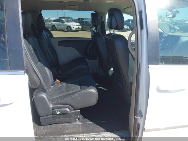 2C4RDGDG1GR334890 Dodge Grand Caravan