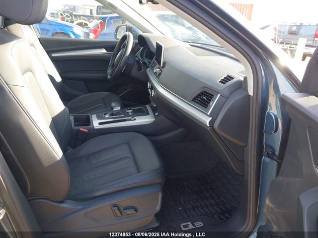 Audi 2018 2018 WA1CNAFY0J2089957 Image 5