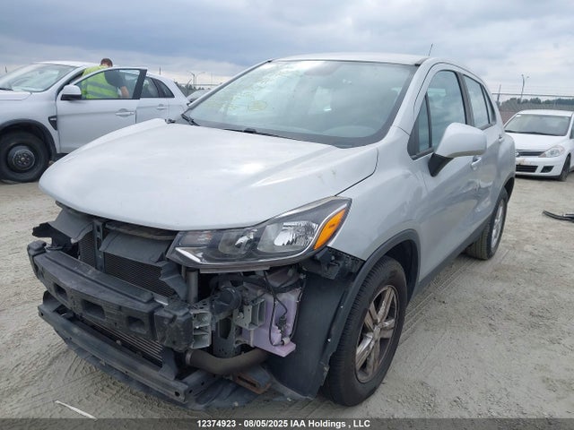 12374923 :رقم المزاد ، 3GNCJKSB5KL207601 vin ، 2019 Chevrolet Trax Ls مزاد بيع
