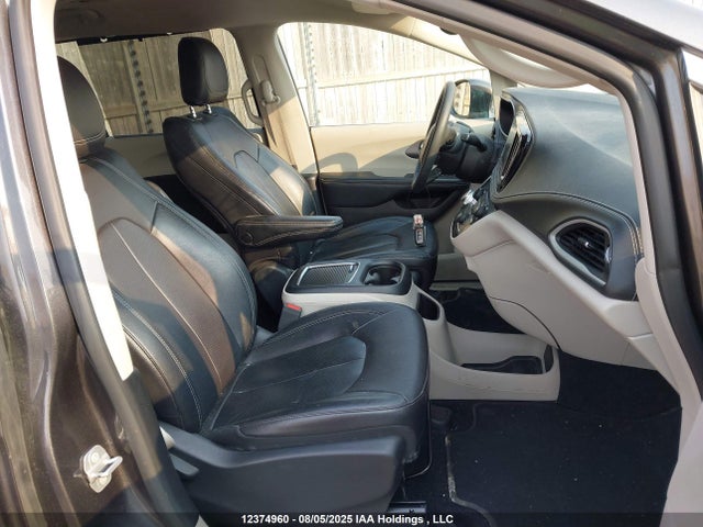 2C4RC1BG4NR106138 Chrysler 2022