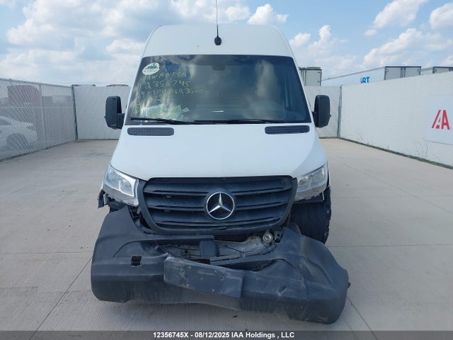 WD3BF4CD3KP072196 Mercedes-Benz om 642 with brake assist