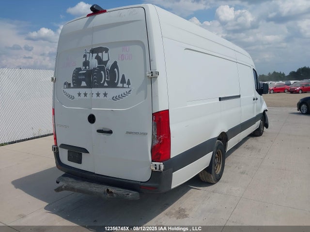 WD3BF4CD3KP072196 Mercedes-Benz om 642 with brake assist