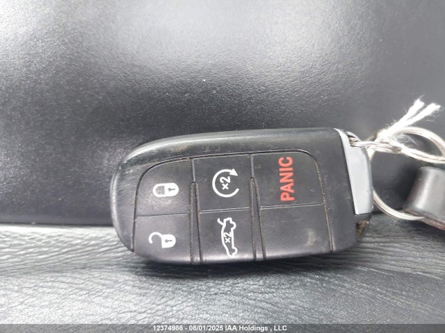 1C3CCCCG4FN703650 Chrysler 200
