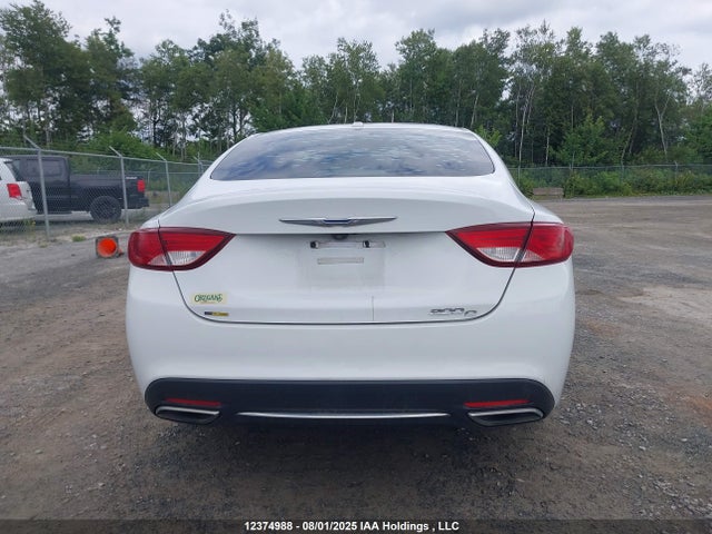 1C3CCCCG4FN703650 Chrysler 200
