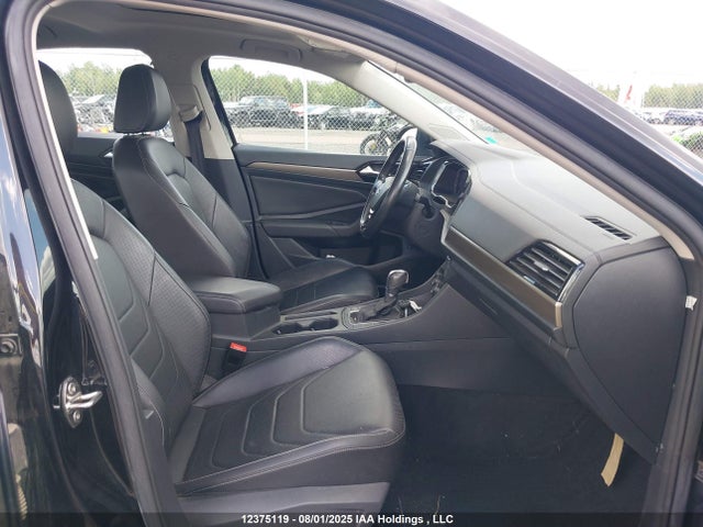 3VWG57BUXKM059515 Volkswagen Jetta 1.4 Tsi Execline
