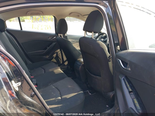 JM1BN1U74H1152361 Mazda pe