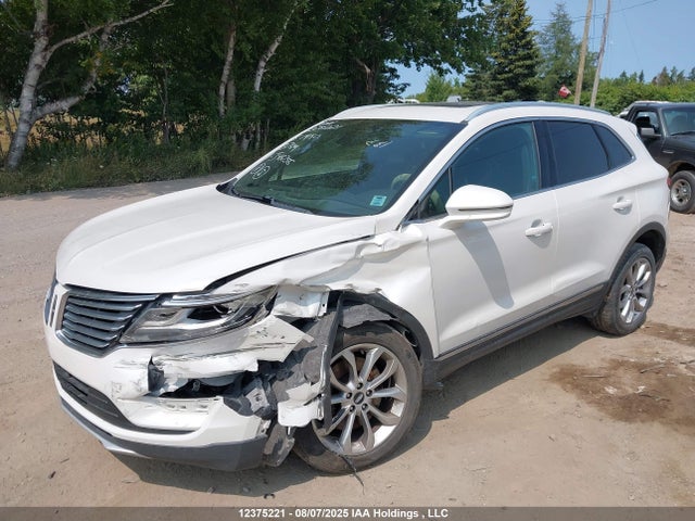5LMCJ2A98FUJ46756 Lincoln 2015