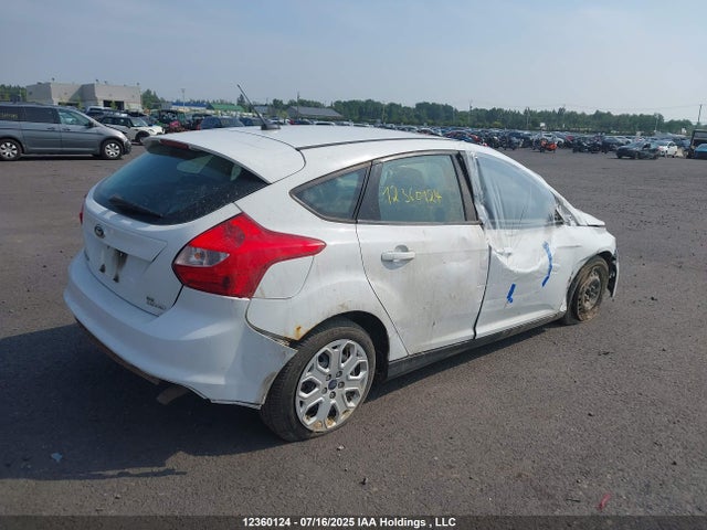 1FADP3K21EL364808 Ford 2014