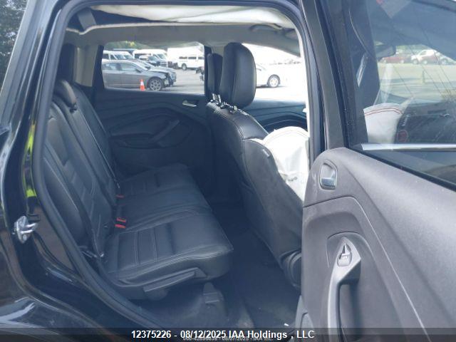 1FMCU9H98KUB70784 Ford Escape