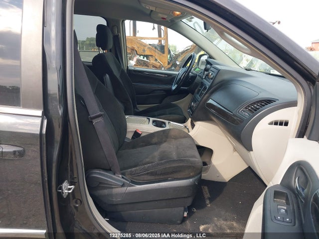 2C4RDGDG8GR382015 Dodge Grand Caravan