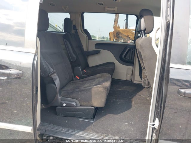 2C4RDGDG8GR382015 Dodge Grand Caravan