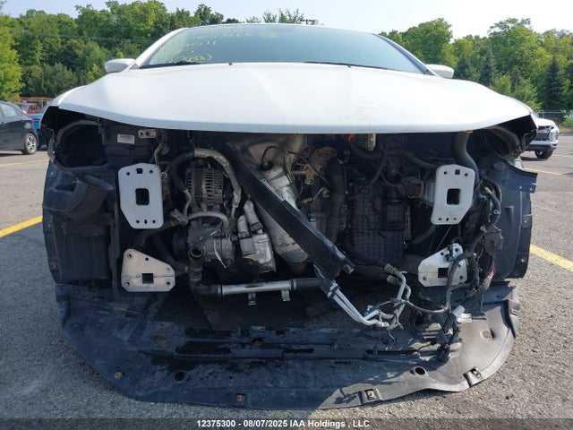 1C3CCCFB8FN531011 Chrysler 2015
