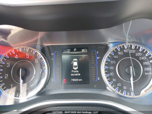1C3CCCFB8FN531011 Chrysler 2015