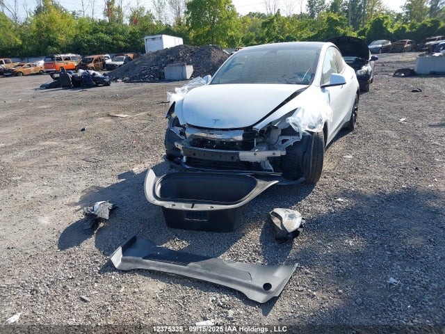 5YJYGDEF2MF201568 Tesla Model Y