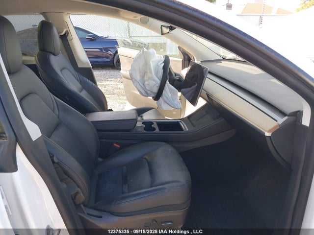 5YJYGDEF2MF201568 Tesla Model Y