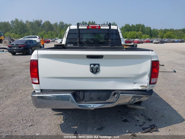 RAM 1500 2018 1C6RR6FT3JS132376 Image 16