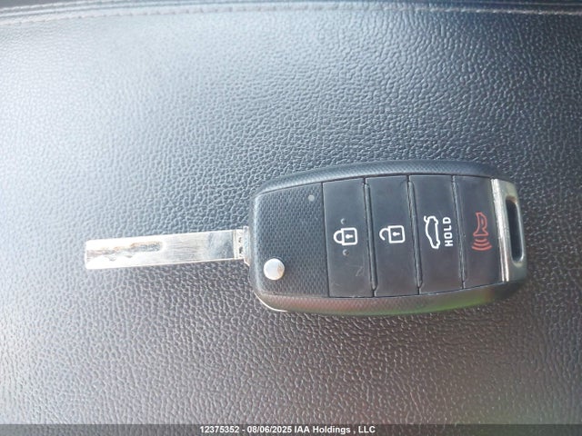 5XXGT4L36GG038411 KIA t-gdi theta ii
