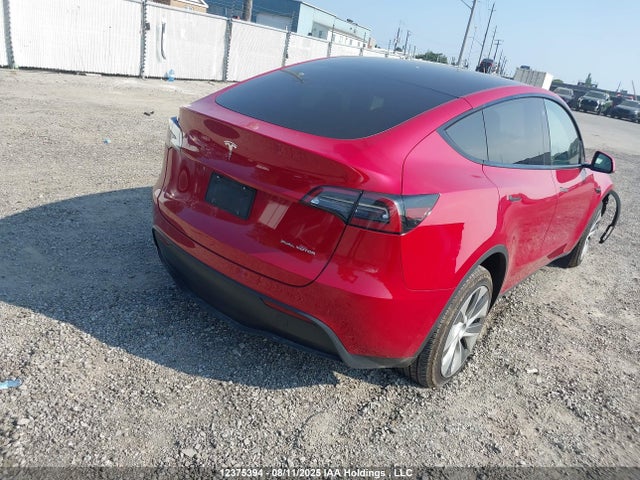 7SAYGDEE7NF541066 Tesla Model Y
