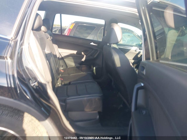 3VV4B7AX4KM173568 Volkswagen Tiguan