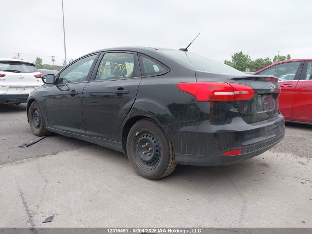 Ford Focus 2015 1FADP3E29FL271564 Image 3