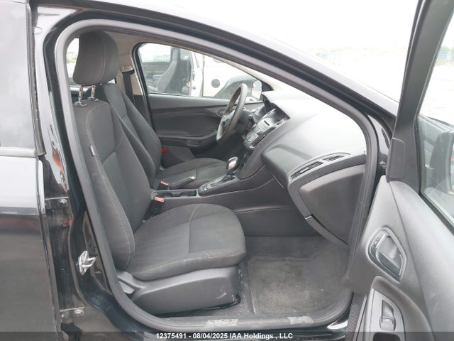 Ford Focus 2015 1FADP3E29FL271564 Image 5