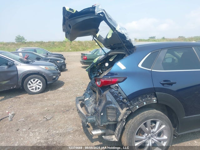 3MVDMBCL8MM254631 Mazda py
