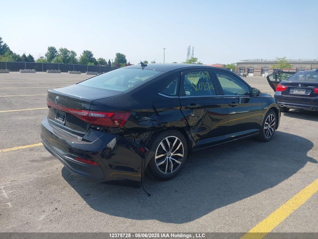3VWEX7BU9SM095424 Volkswagen tsi