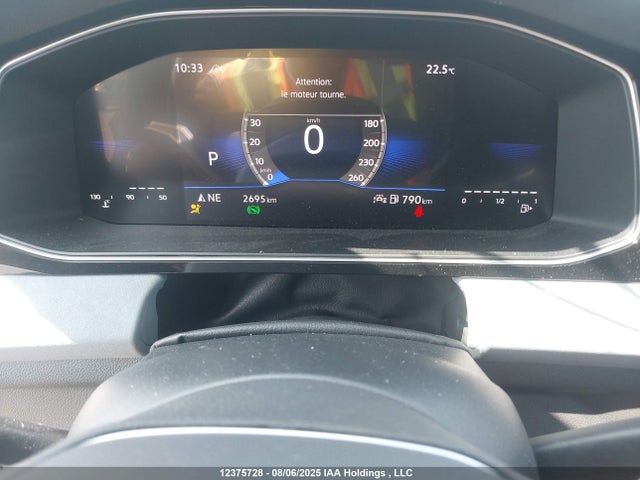 3VWEX7BU9SM095424 Volkswagen tsi