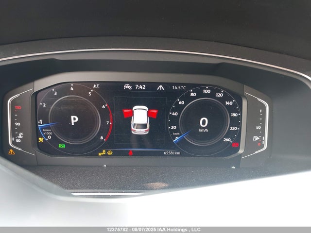 3VV2B7AX7NM157392 Volkswagen Tiguan