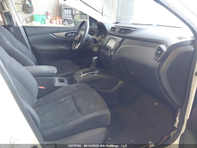 JN1BJ1CR3KW329025 Nissan 2019