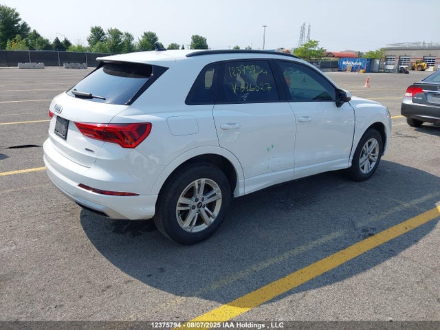 WA1AUCF35M1076027 Audi 40 tfsi 2.0t