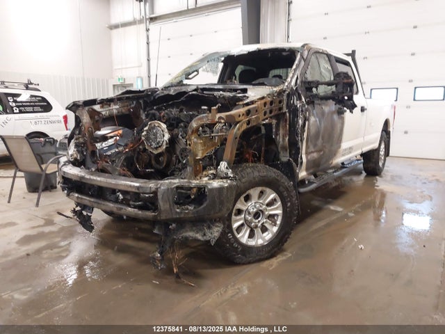 1FT8W3B6XNEC50277 Ford 2022