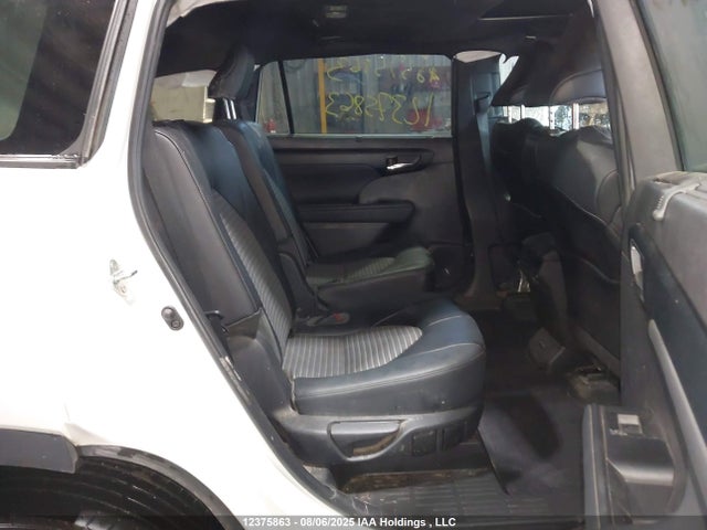 5TDLZRBH5NS235654 Toyota 2gr-fks