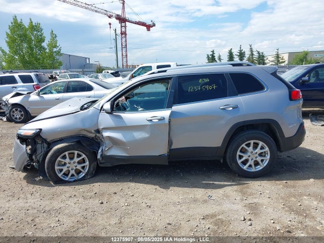 1C4PJMCS5HD214843 Jeep 2017