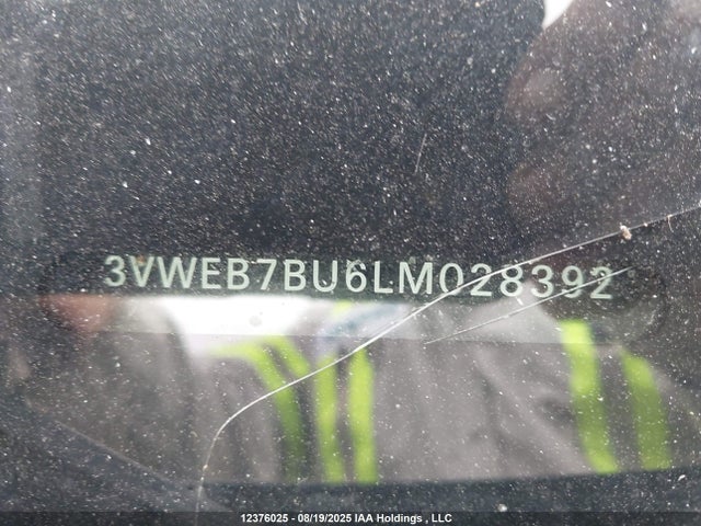 12376025 :رقم المزاد ، 3VWEB7BU6LM028392 vin ، 2020 Volkswagen Jetta Sel مزاد بيع