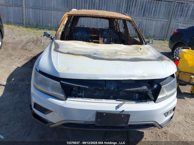 Volkswagen Tiguan 2018 3VV0B7AX7JM007560 Image 11