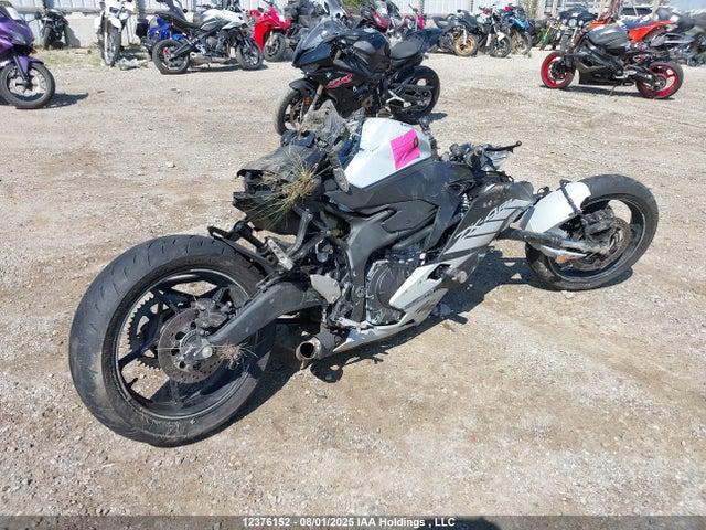 Продажа на аукционе авто 2025 Kawasaki Zx400 S, vin: ML5ZXCS12SDA41104, номер лота: 12376152