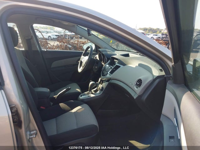 1G1PA5SH4E7296434 Chevrolet luw