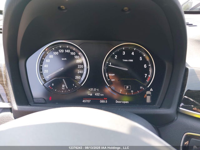 WBXHT3C31J3H31558 BMW X1