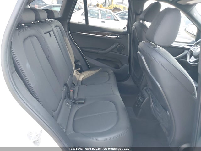 WBXHT3C31J3H31558 BMW X1