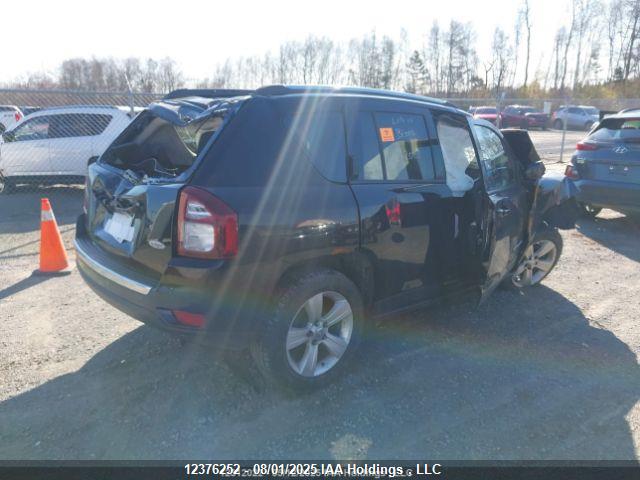 1C4NJDAB2GD579053 Jeep Compass