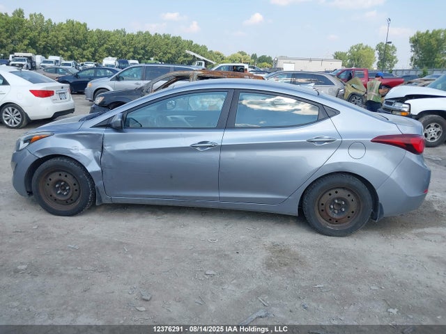 Hyundai dohc mpi nu 2016 5NPDH4AE4GH798477 Image 14