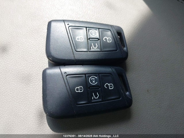 1V2MR2CA1JC512744 Volkswagen Atlas
