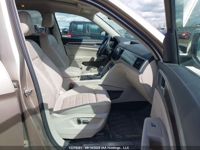 1V2MR2CA1JC512744 Volkswagen Atlas