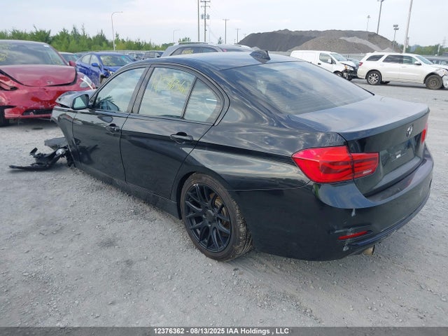 WBA8D9G33HNU62575 BMW 2017
