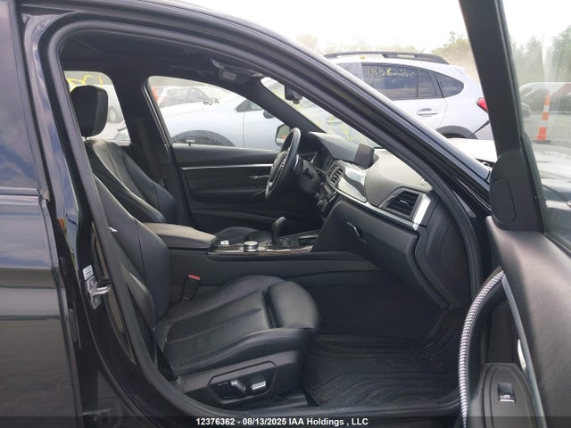 WBA8D9G33HNU62575 BMW 2017