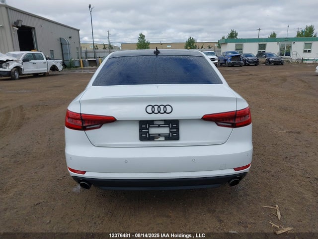 Audi A4 2017 WAUCNAF49HN026140 Image 17