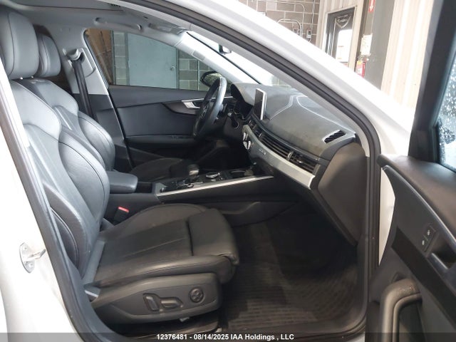 Audi A4 2017 WAUCNAF49HN026140 Image 5