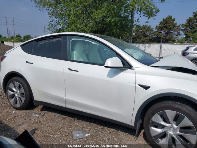 7SAYGDEE4PF755161 Tesla Model Y