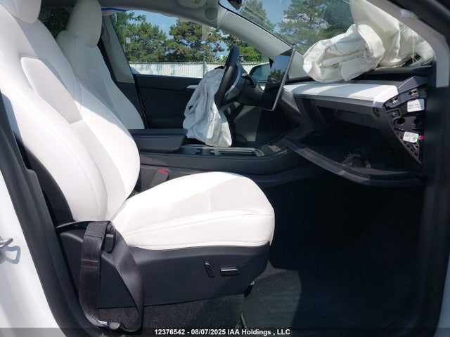 7SAYGDEE4PF755161 Tesla Model Y